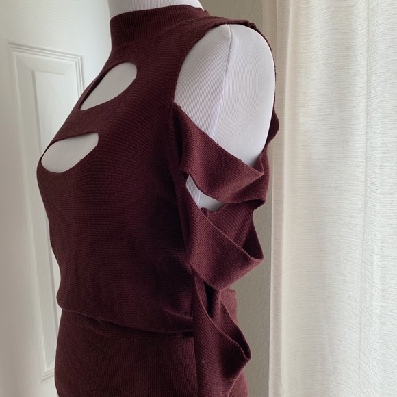 Express Sweater Top with Cutouts - Picture 4 of 5